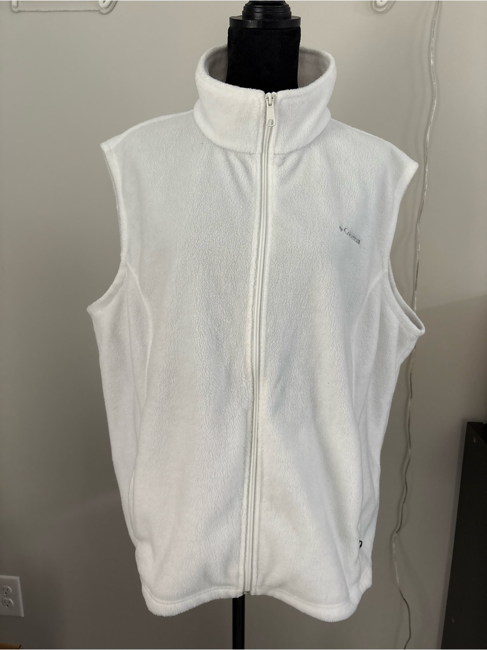 Columbia White Fleece Full-Zip Vest - High Collar 3X